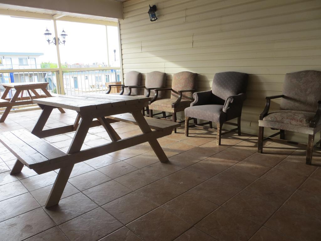 Villa Nova Motel Уасага Бийч Екстериор снимка