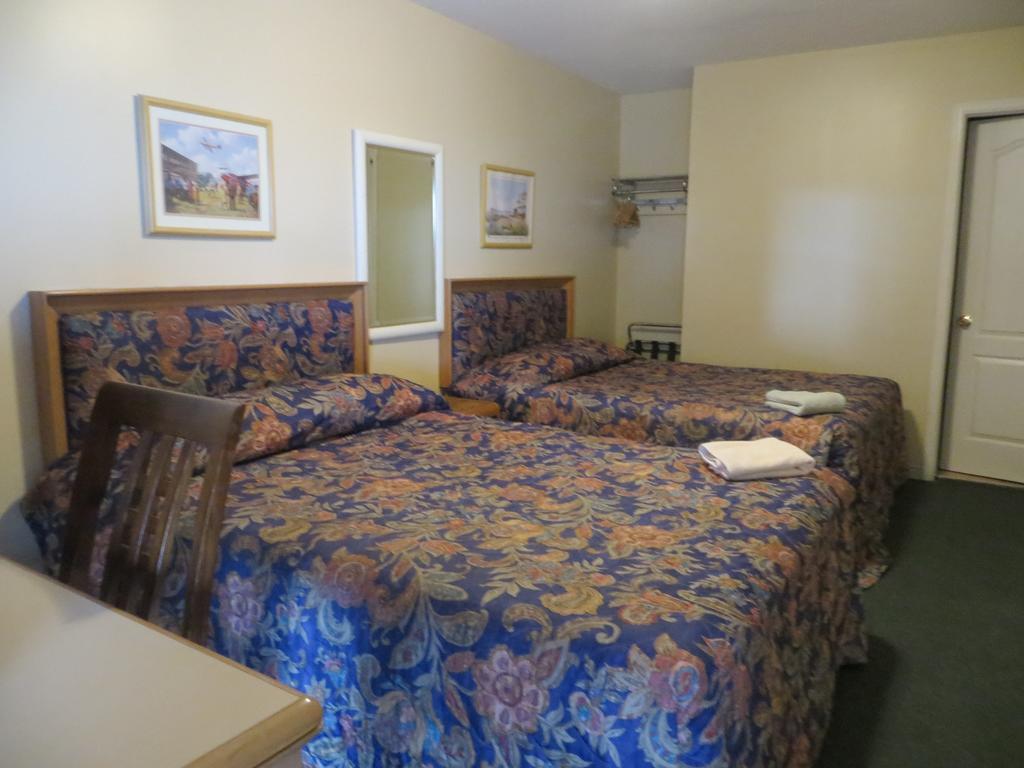 Villa Nova Motel Уасага Бийч Стая снимка