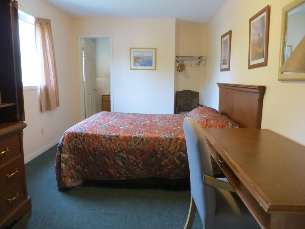 Villa Nova Motel Уасага Бийч Екстериор снимка