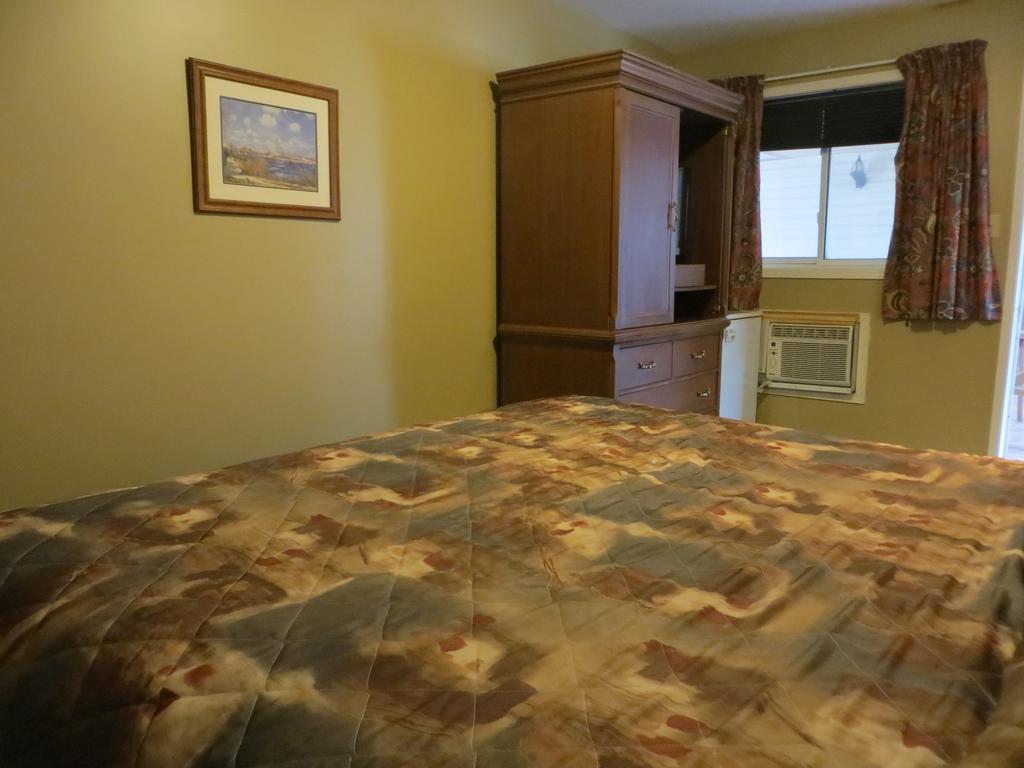 Villa Nova Motel Уасага Бийч Стая снимка